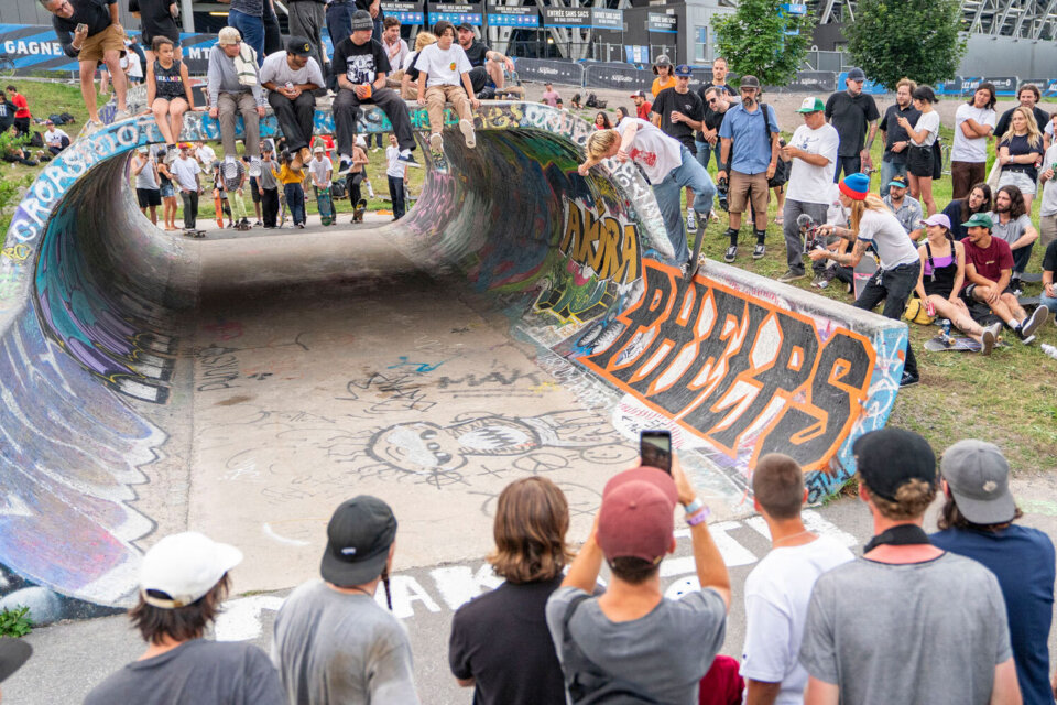 Leon Chapdelaine performing a totally normal, everyday backside NBS at the 2019 Thrasher Masher sesh.  Photo: Dan Mathieu</span>